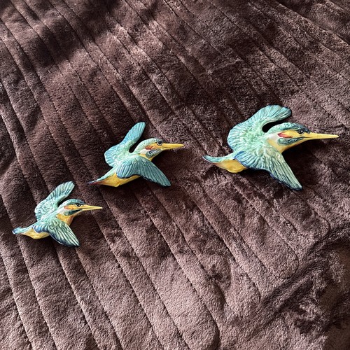 Beswick flying kingfisher wall - kingfisher,