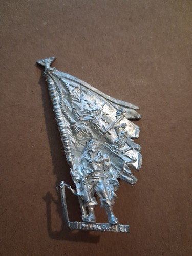 Vostroyan standard bearer - standard,