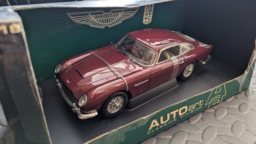 Autoart aston martin db5 model - autoart,