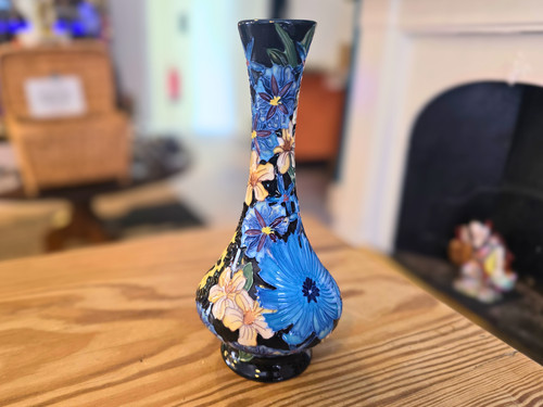 Old tupton ware bud vase - old,