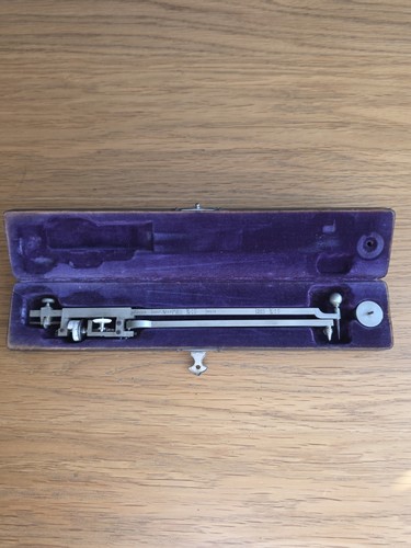 Amsler type adjustable - amsler-type,
