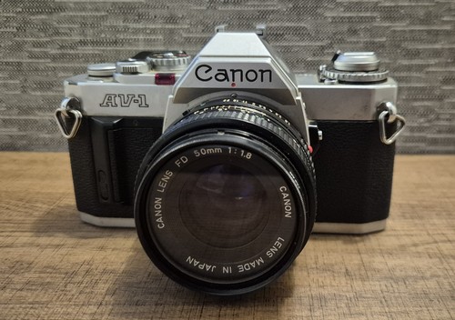 Canon 35mm film slr - av-1,