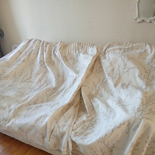Laura ashley pussywillowoff - laura,