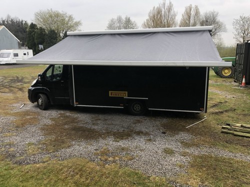 Broadview race awning - race,