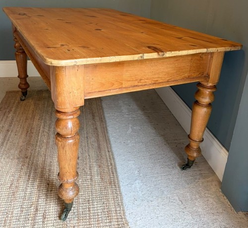 Small vintage pine - vintage, farmhouse