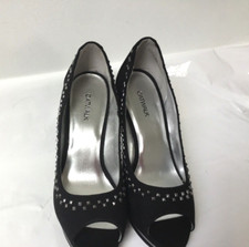 Catwalk high  heels with platforms in black with studs - 104