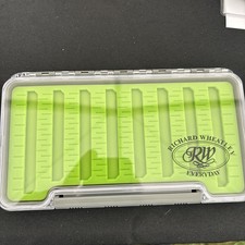 Slim Fly Fishing Box Silicone