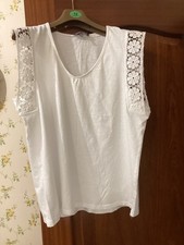 LADIES PRETTY LAURA ASHLEY