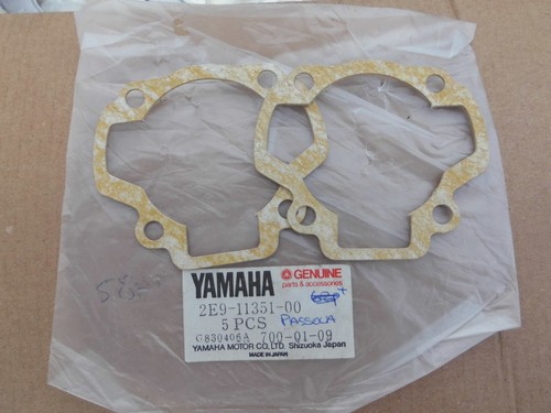 Yamaha passola cylinder base - passola,