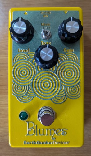 Earthquaker devices blumes low - earthquaker,