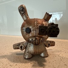 Kidrobot Dunny Art of War