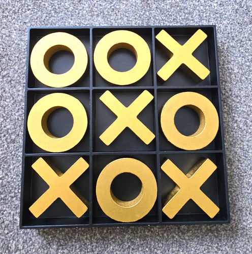 Tic tac toe noughts - tic,