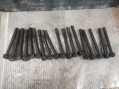 Yanmar 4tn cylinder head - cylinder,