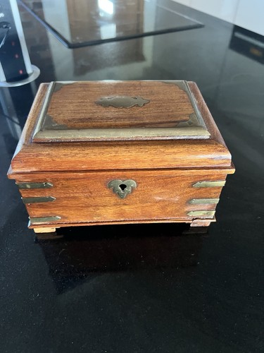 Victorian wooden casket - victorian,