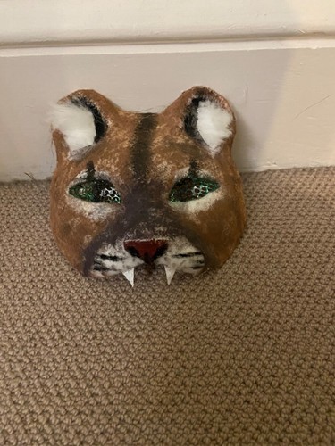 Mountain lion cougar mask - /,