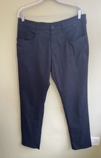 Travis Mathew Black Golf Trousers W34 L32 Straight Taipred Leg