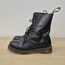 Dr Martens 1490 Black Smooth