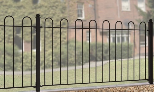 Hoop fence panel - panel, gap