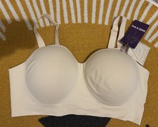 Body & Bra Beige Bra –size