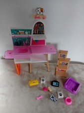 Barbie Pet Shop With