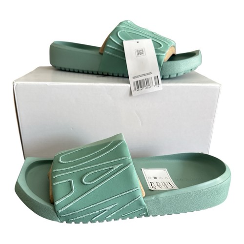 Jordan nola slide size - nola, uk4.5