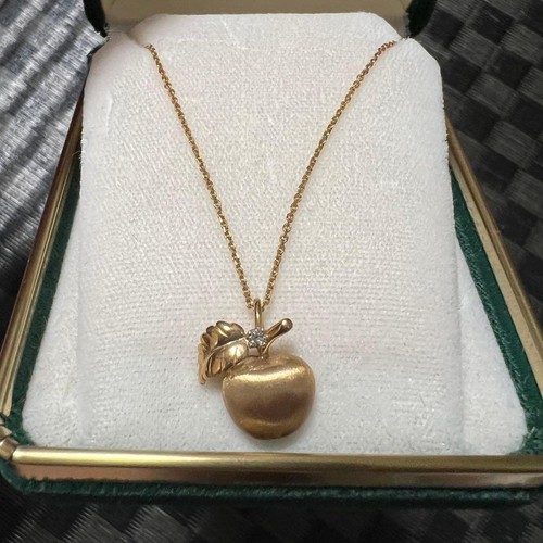 Stern apple pendant necklace - apple,