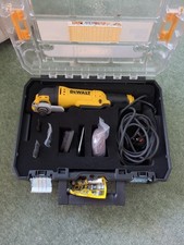 DeWalt DWE314 250W 240V Corded