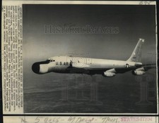 1967 Press Photo "Droop Snoot"