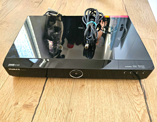 Faulty humax hdr fox - faulty, t2