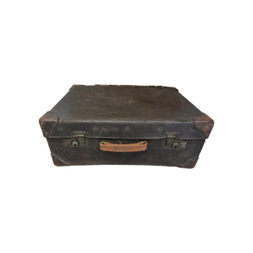 Vintage brown leather suitcase - brown,