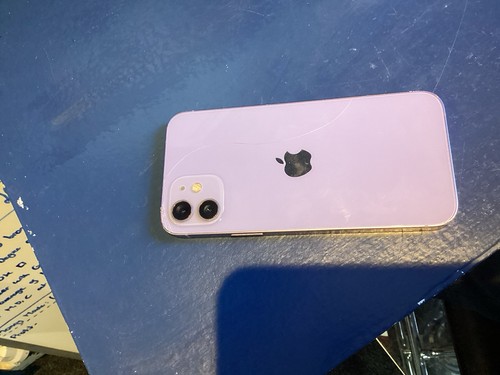 Iphone 64gb - 12,