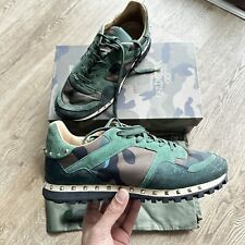 UK11 Valentino Garavani