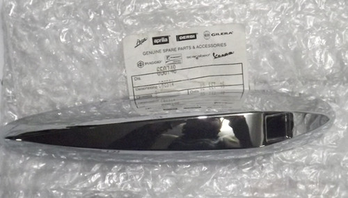 Front mudguard crest genuine - front,