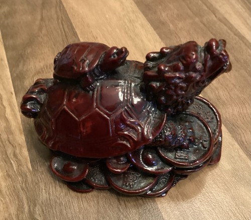 Vintage dark red resin - red,