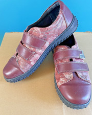 Pavers Leather Shoes Size 5 Adjustable Fastening Burgundy Red & Flowers