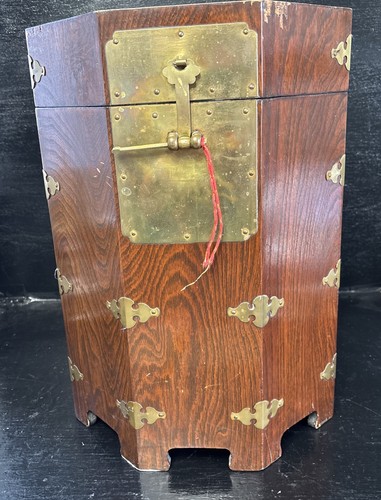 Unique vintage korean - unique,