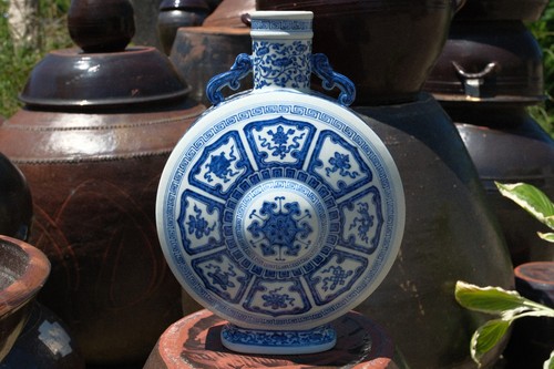 C0027 blue white - blue, moon