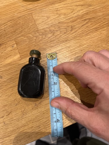 Vintage black glass - black,
