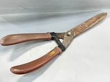 VINTAGE WOLF BRANDED HEDGE TRIMMERS LOPPERS DIY TOOL