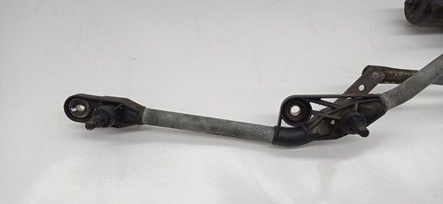 Front windshield wiper motor - front, /