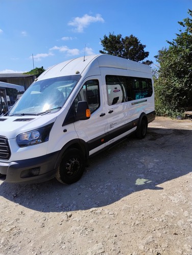Seater minibus excellent - seater,