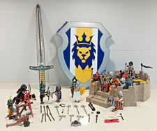 Playmobil Knights bundle: 4217 Shield Take Along Fort play set & lots of extras
