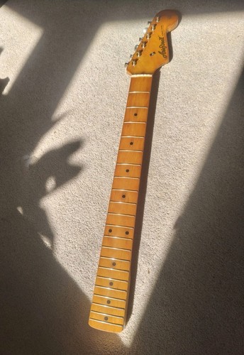 Aria pro striking sound - pro, 80s
