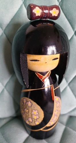 Artforum wooden kokeshi doll - kokeshi,