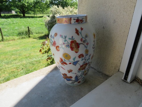Bernardaud limoges vase - &c,