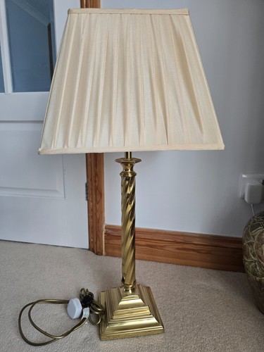 Brass table lamp with - lamp,