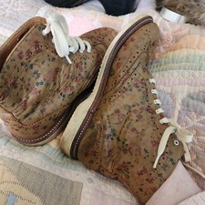 Dr Martens Bentley Tan With