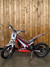 Kids electric trials bike Oset