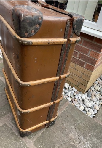 Vintage leather steamer - steamer, trunk
