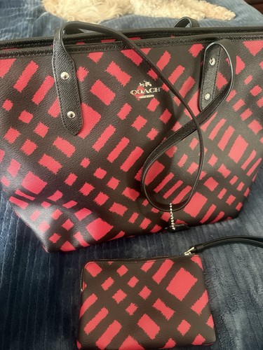 Coach black red geometric - black, &